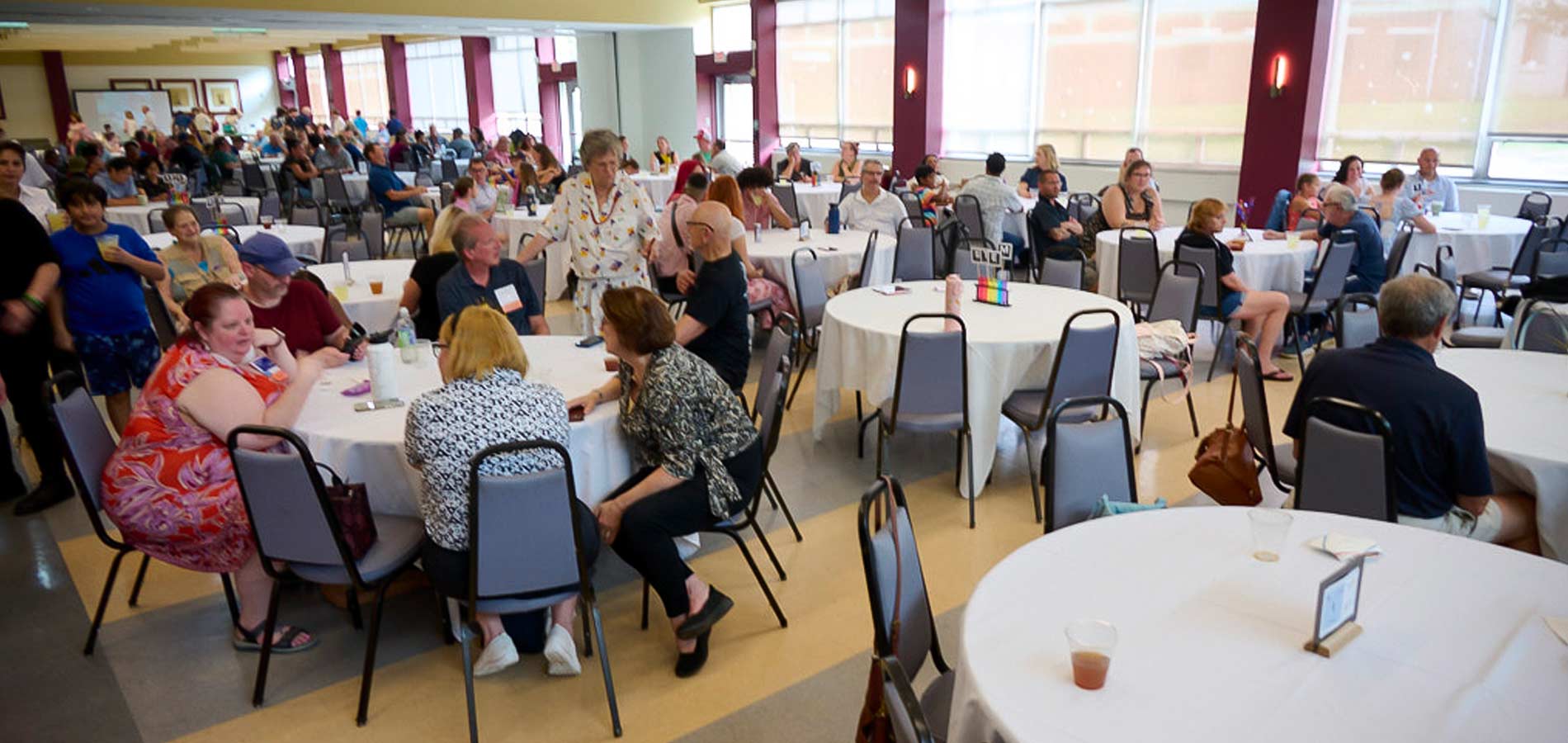 Two hundred students, parents, grandparents, volunteers, sponsors/donors, and Rotary District 7430 leaders attended the Celebration Dinner held at the university on Sunday afternoon. Students were presented with Certificates of Completion and class photos